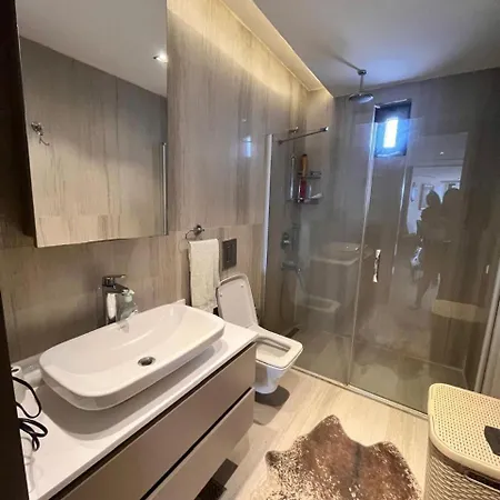 Apartment In Warm *